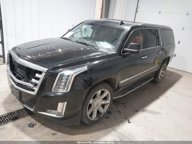 2016 CADILLAC ESCALADE ESV 1GYS4HKJ0GR219641 Photo 1