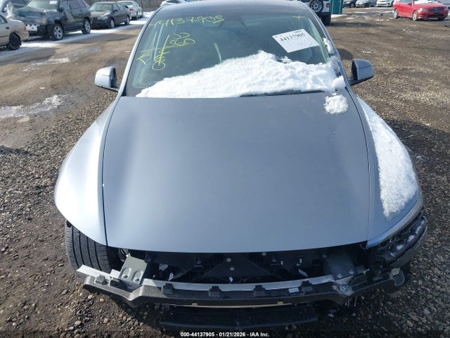 7SAYGDEE0TA479326 Tesla Model Y Long Range Launch Series/premium All-wheel Drive