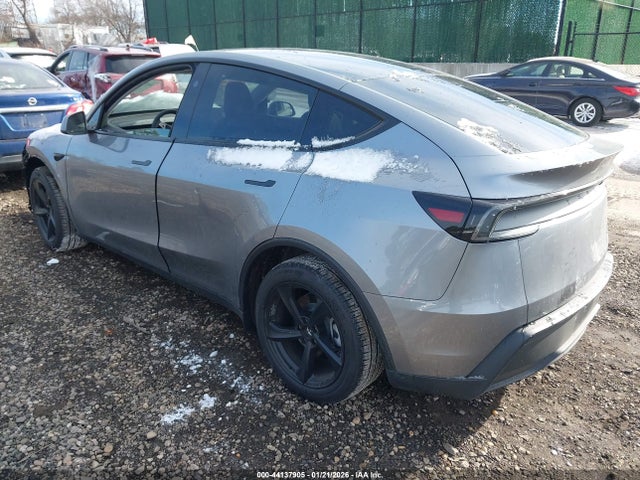 7SAYGDEE0TA479326 Tesla Model Y Long Range Launch Series/premium All-wheel Drive