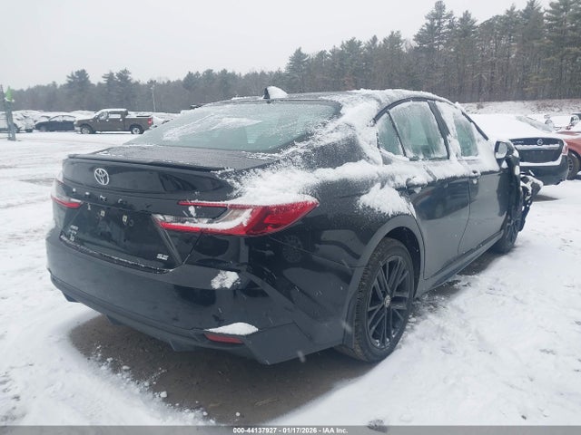 4T1DBADK8SU029217 Toyota CAMRY SE