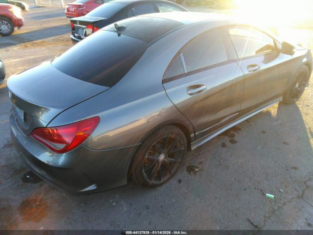 2014 MERCEDES-BENZ CLA 250 WDDSJ4EB1EN027439 Photo 3