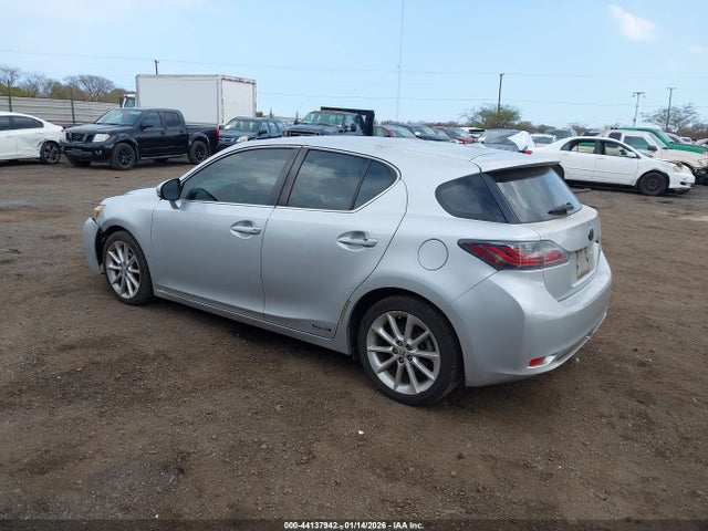 44137942 :رقم المزاد ، JTHKD5BH3C2091009 vin ، 2012 Lexus Ct 200h Premium مزاد بيع