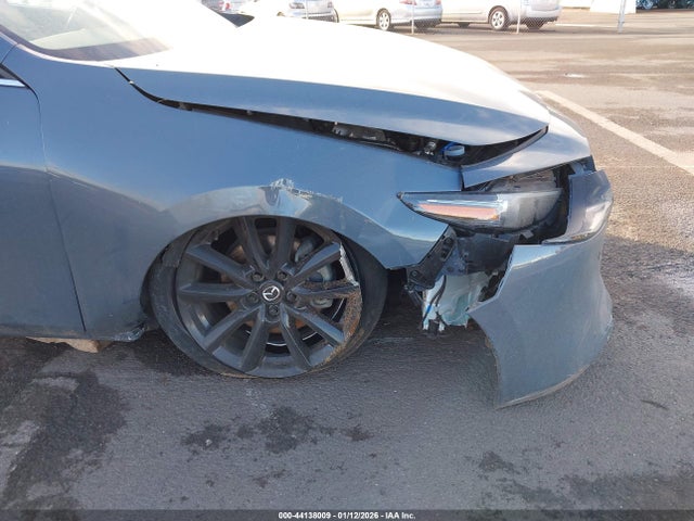 JM1BPBNY9N1511349 Mazda Mazda3 2.5 Turbo Premium Plus