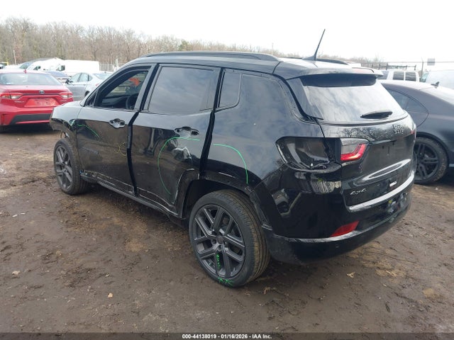 44138019 :رقم المزاد ، 3C4NJDCN0RT105364 vin ، 2024 Jeep Compass Limited 4x4 مزاد بيع