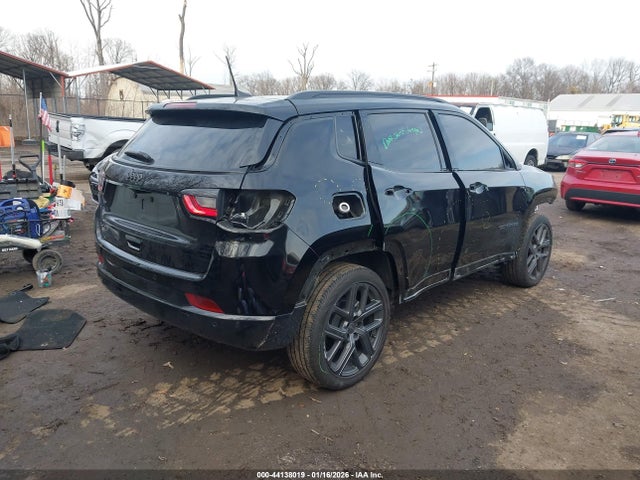 44138019 :رقم المزاد ، 3C4NJDCN0RT105364 vin ، 2024 Jeep Compass Limited 4x4 مزاد بيع