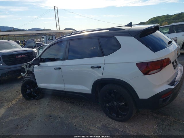 3VVJX7B29RM118339 Volkswagen Taos 1.5t Se Black