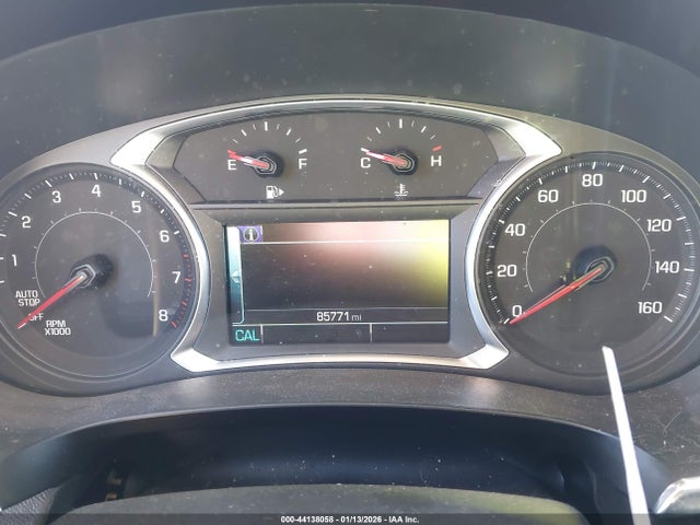 1G1ZD5ST0JF233044 Chevrolet MALIBU LT