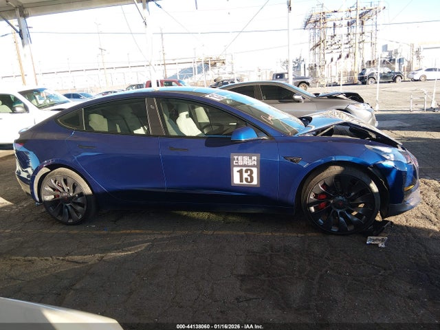 Tesla Model 3 Performance Dual Motor All-wheel Drive 2022 5YJ3E1EC6NF279051 Image 13