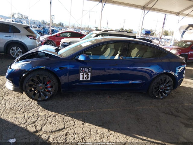 Tesla Model 3 Performance Dual Motor All-wheel Drive 2022 5YJ3E1EC6NF279051 Image 14
