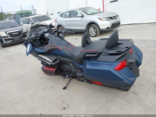 2022 HONDA GL1800 JH2SC7946NK400744 Photo 2