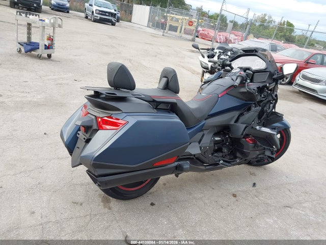 2022 HONDA GL1800 JH2SC7946NK400744 Photo 3