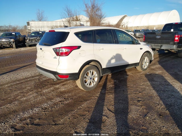 1FMCU0GD8HUB27332 Ford ESCAPE SE