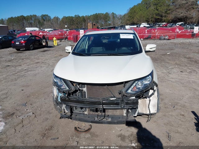 JN1BJ1CP8HW023509 Nissan Rogue Sport Sl