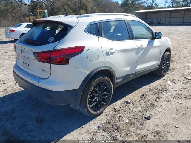 JN1BJ1CP8HW023509 Nissan Rogue Sport Sl