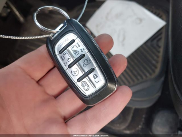 2017 CHRYSLER PACIFICA 2C4RC1BG9HR529947 Photo 10