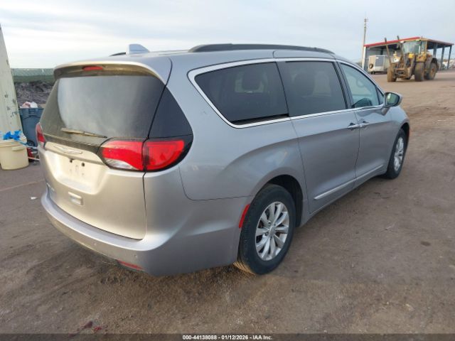 2017 CHRYSLER PACIFICA 2C4RC1BG9HR529947 Photo 3
