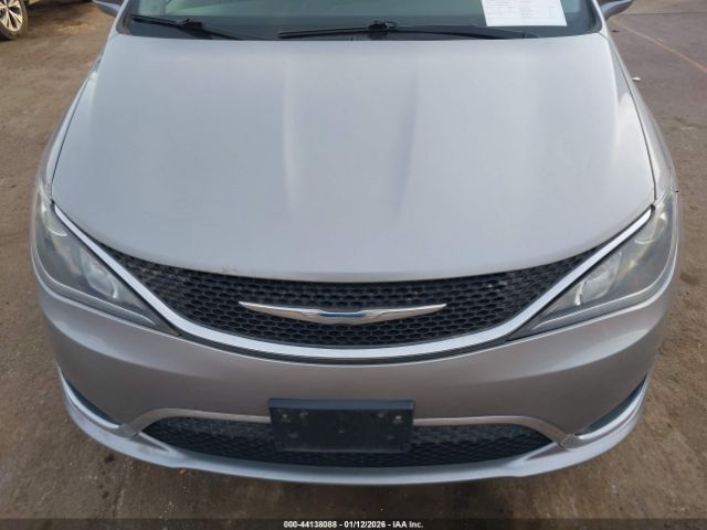 2017 CHRYSLER PACIFICA 2C4RC1BG9HR529947 Photo 5