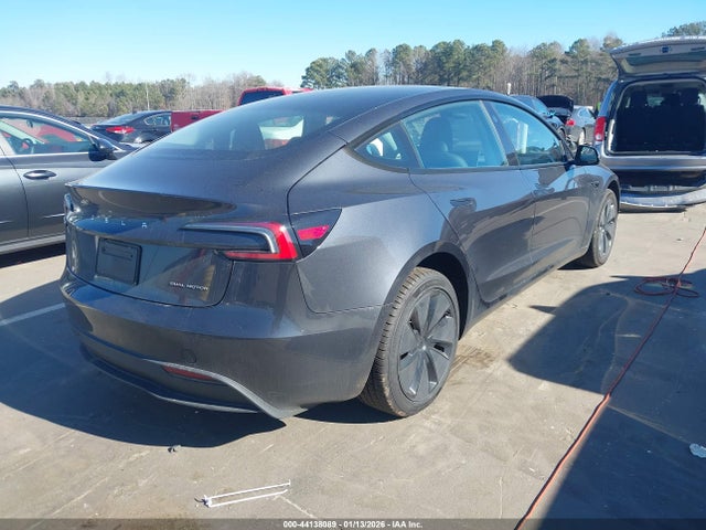 44138089 :رقم المزاد ، 5YJ3E1EB0SF902523 vin ، 2025 Tesla Model 3 Long Range All-wheel Drive مزاد بيع