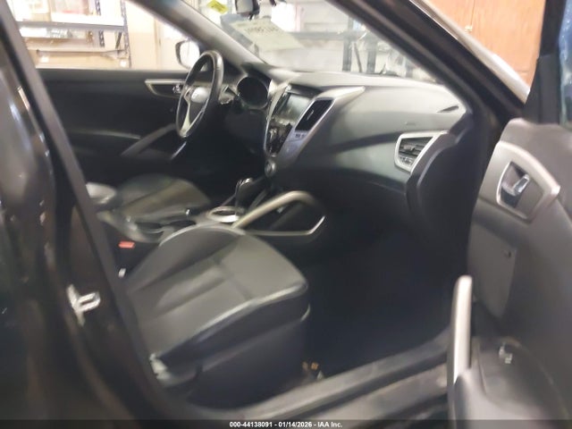 2013 HYUNDAI VELOSTER KMHTC6AD3DU146573 Photo 4