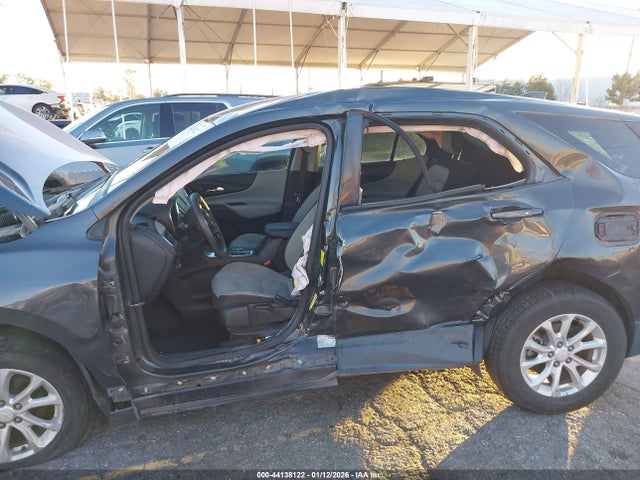 Chevrolet EQUINOX LS 2018 2GNAXHEVXJ6153407 Image 6