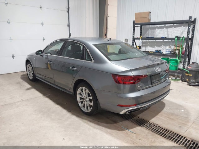 2019 AUDI A4 WAUENAF40KN021022 Photo 2