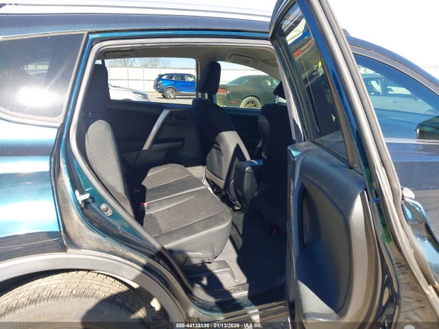 2018 TOYOTA RAV4 JTMZFREV9JJ167760 Photo 7
