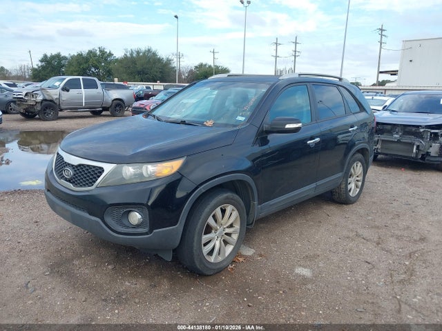 2011 KIA SORENTO 5XYKU3A16BG020840 Photo 1