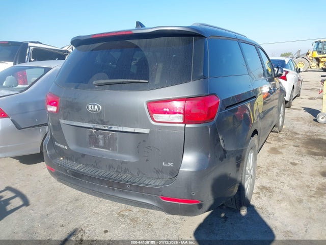 KNDMB5C13H6338305 KIA SEDONA LX