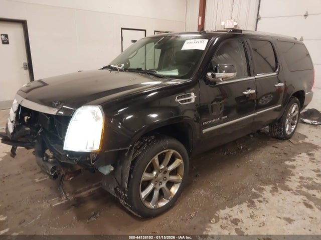 2014 CADILLAC ESCALADE ESV 1GYS4KEF4ER111881 Photo 1