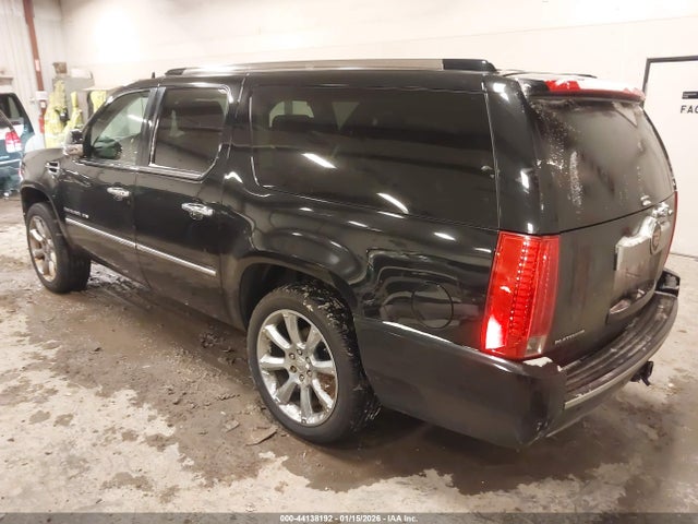 2014 CADILLAC ESCALADE ESV 1GYS4KEF4ER111881 Photo 2