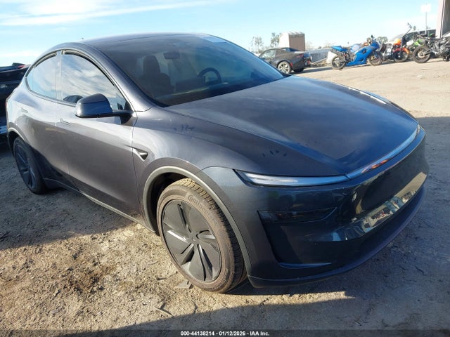2026 TESLA MODEL Y 7SAYGDED4TF524634 Photo 0