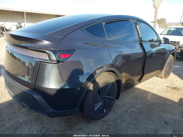 2026 TESLA MODEL Y 7SAYGDED4TF524634 Photo 3