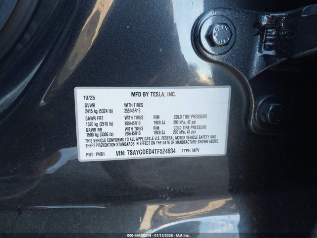 2026 TESLA MODEL Y 7SAYGDED4TF524634 Photo 8