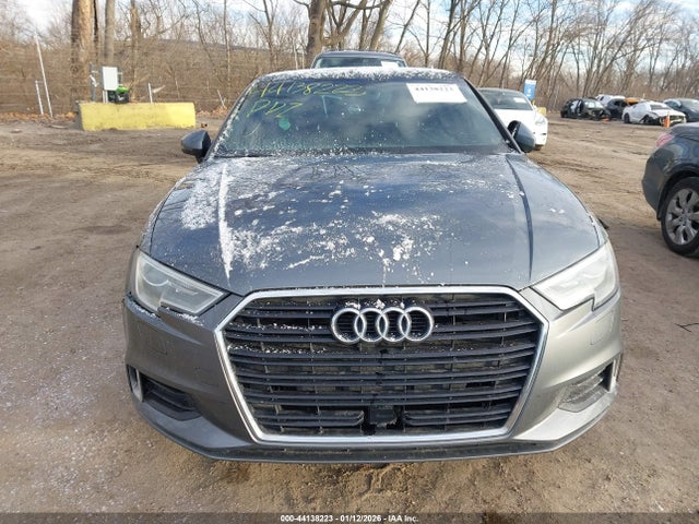Продаж на аукціоні авто 2018 Audi A3 2.0t Premium/2.0t Tech Premium, vin: WAUAUGFFXJ1024232, номер лоту: 44138223