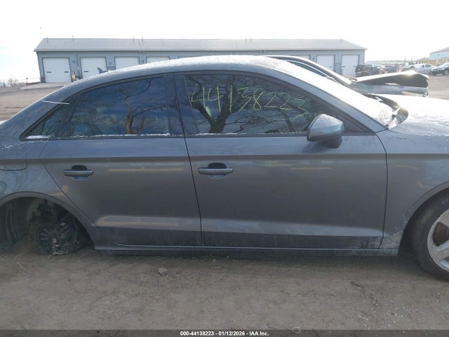 Продаж на аукціоні авто 2018 Audi A3 2.0t Premium/2.0t Tech Premium, vin: WAUAUGFFXJ1024232, номер лоту: 44138223