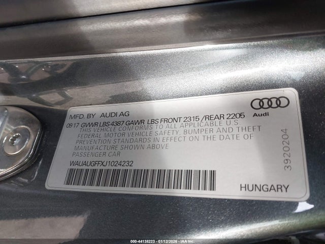 2018 AUDI A3 WAUAUGFFXJ1024232 Photo 8
