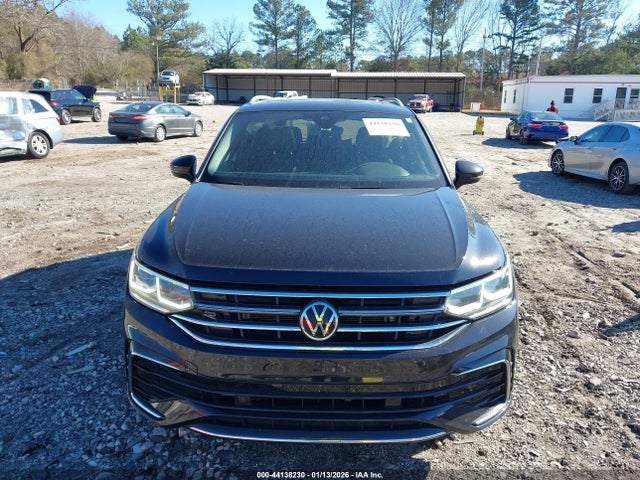3VV4B7AX2NM068144 Volkswagen Tiguan 2.0t Sel R-line