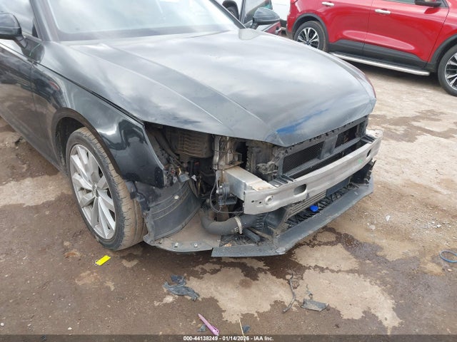 Продаж на аукціоні авто 2017 Audi A4 2.0t Premium, vin: WAUANAF44HN025615, номер лоту: 44138249
