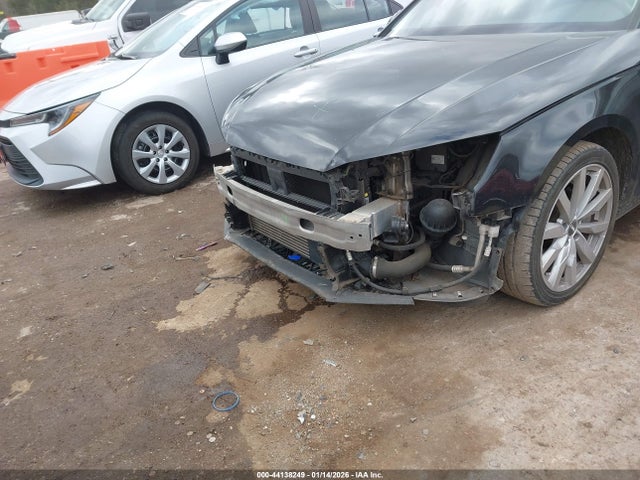 Продаж на аукціоні авто 2017 Audi A4 2.0t Premium, vin: WAUANAF44HN025615, номер лоту: 44138249