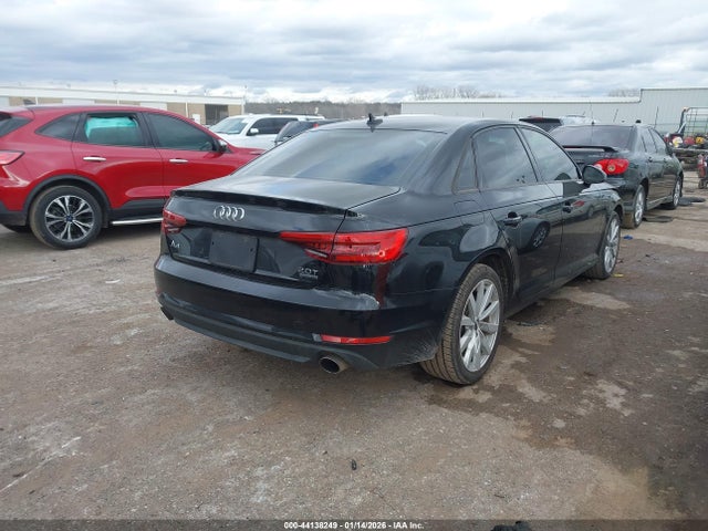 2017 AUDI A4 WAUANAF44HN025615 Photo 3