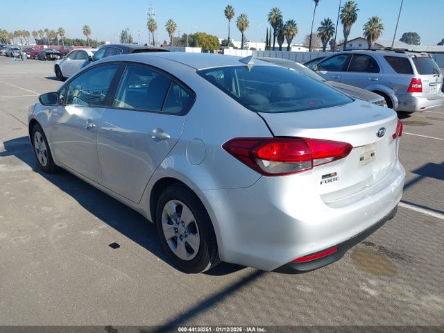 3KPFL4A74HE137644 KIA FORTE LX