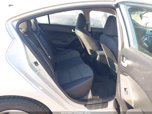3KPFL4A74HE137644 KIA FORTE LX