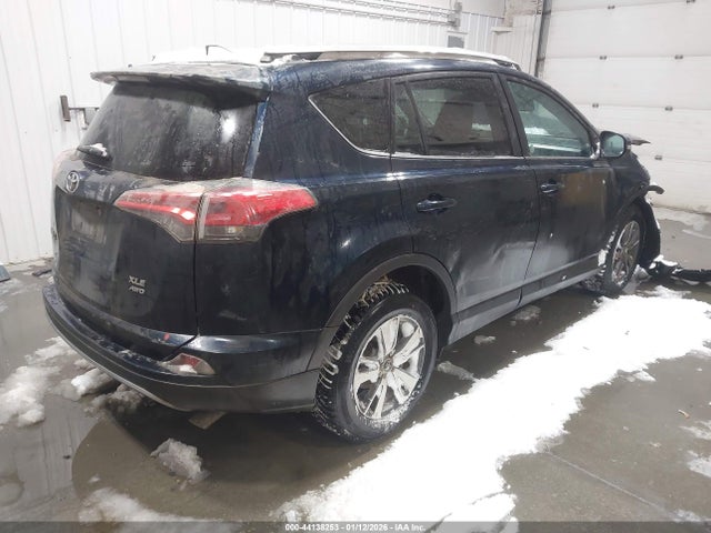 Toyota Rav4 Xle 2018 2T3RFREV9JW766787 Image 4