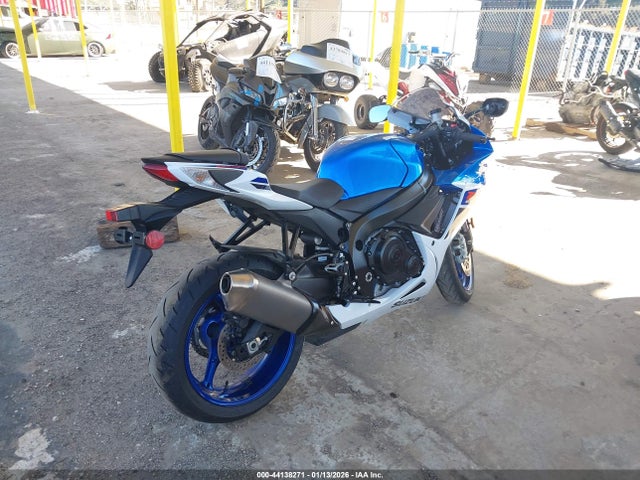 2024 SUZUKI GSX-R600 JS1GN7FA3R7100732 Photo 3