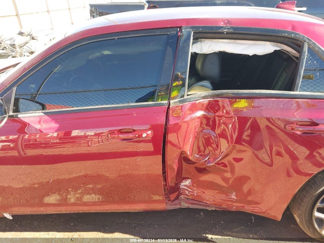 Продажа на аукционе авто 2019 Chrysler 300 300s, vin: 2C3CCABG0KH618121, номер лота: 44138334