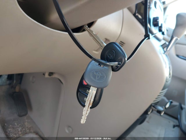 2005 TOYOTA SIENNA 5TDZA23C35S370580 Photo 10