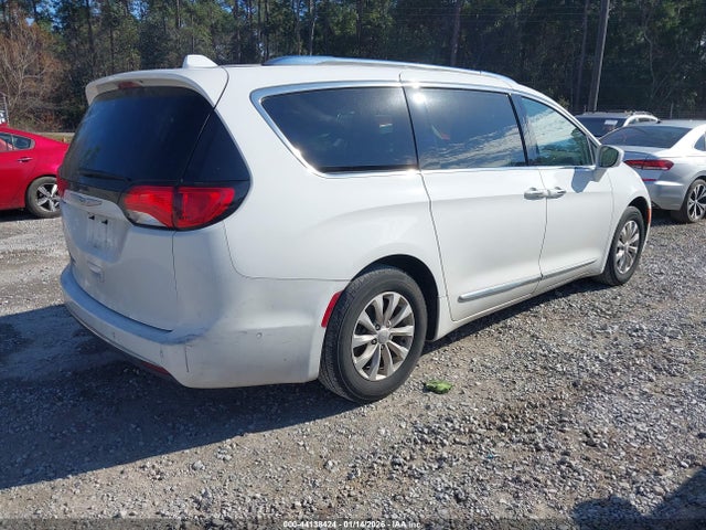 2C4RC1BG0JR103456 Chrysler Pacifica Touring L
