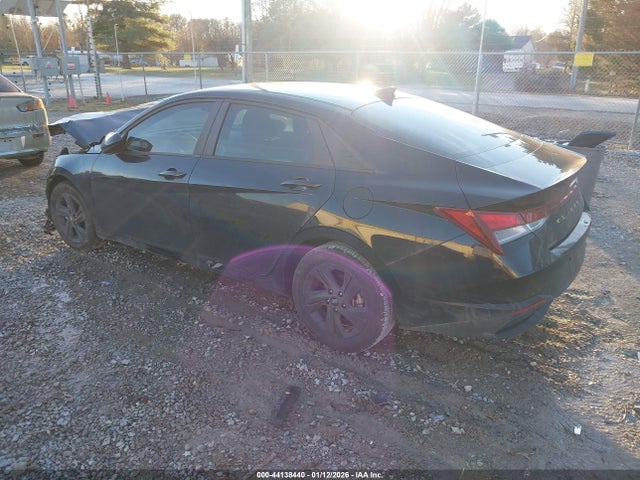 KMHLM4AG1PU596626 Hyundai ELANTRA SEL
