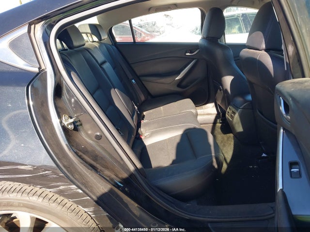 JM1GL1V5XH1124573 Mazda Mazda6 Touring