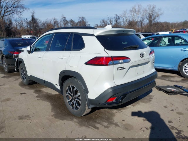 2024 TOYOTA COROLLA CROSS HYBRID 7MUFBABG6RV034917 Photo 2
